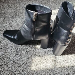 Nine West 9 1/2 Black Ankle Boots with Gold Stud Accents